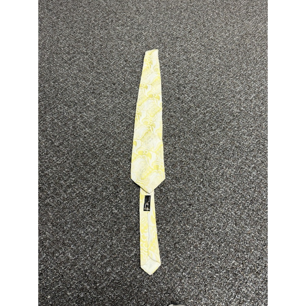 True Vintage Pennys Towncraft Tie 1960s Yellow Embellished Patterned